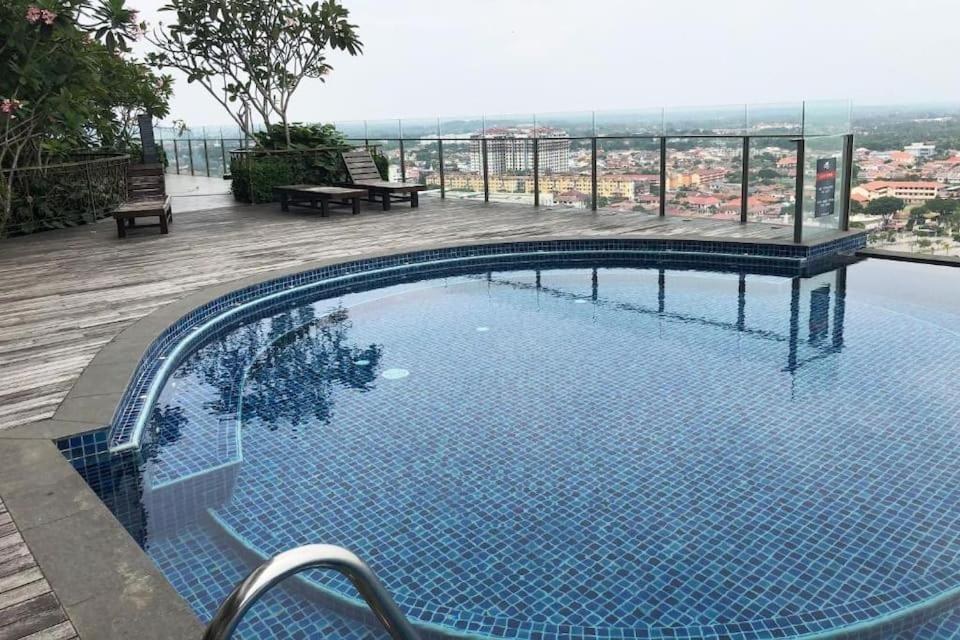 Silverscape Seaview Residences Melaka Ngoại thất bức ảnh